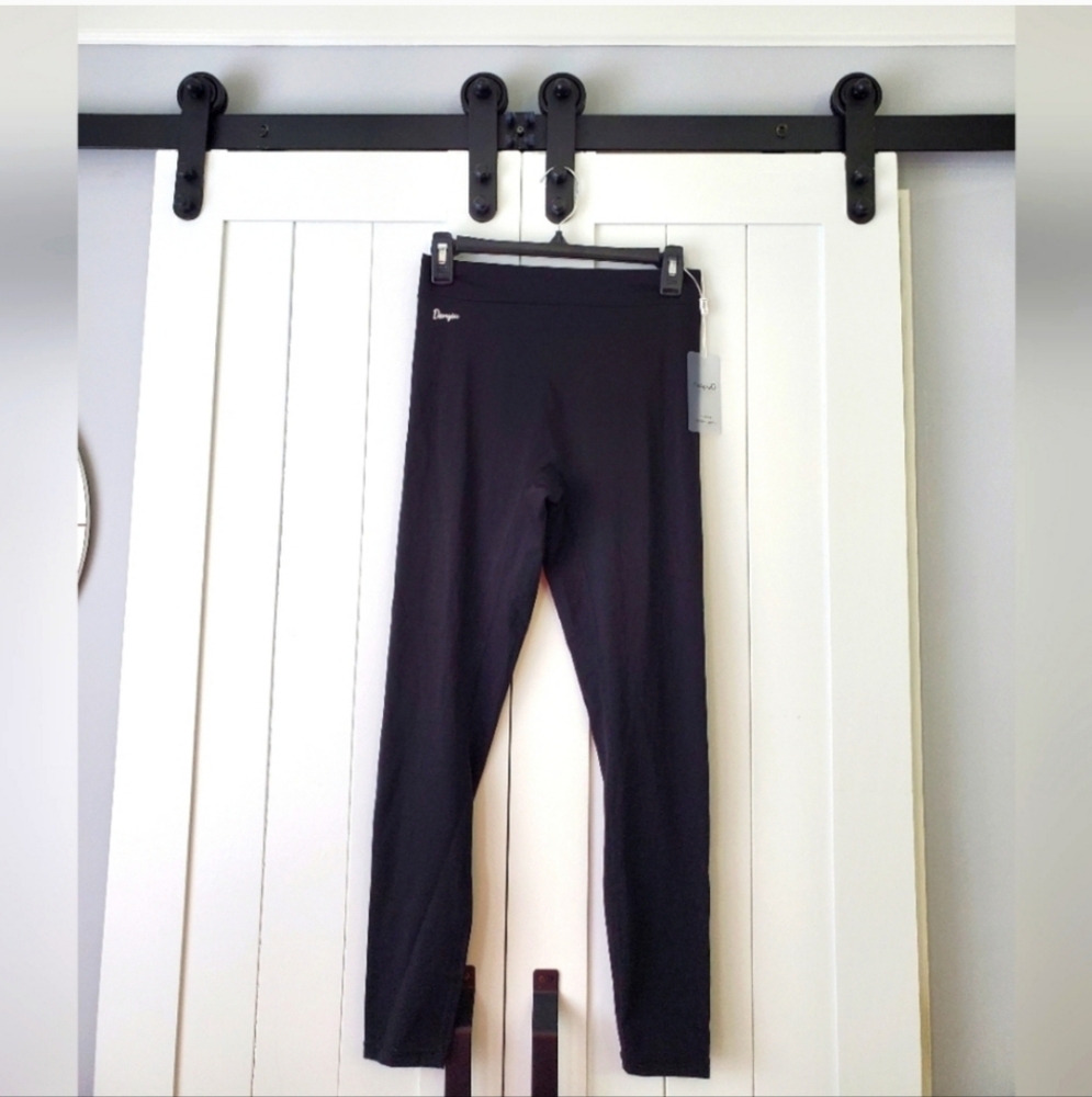 Danysu V Back Scrunch Butt Leggings Soft High Waisted. NEW!